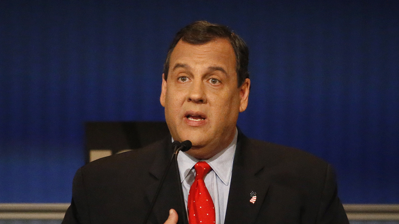 Christie: Hillary Clinton is coming for your wallet