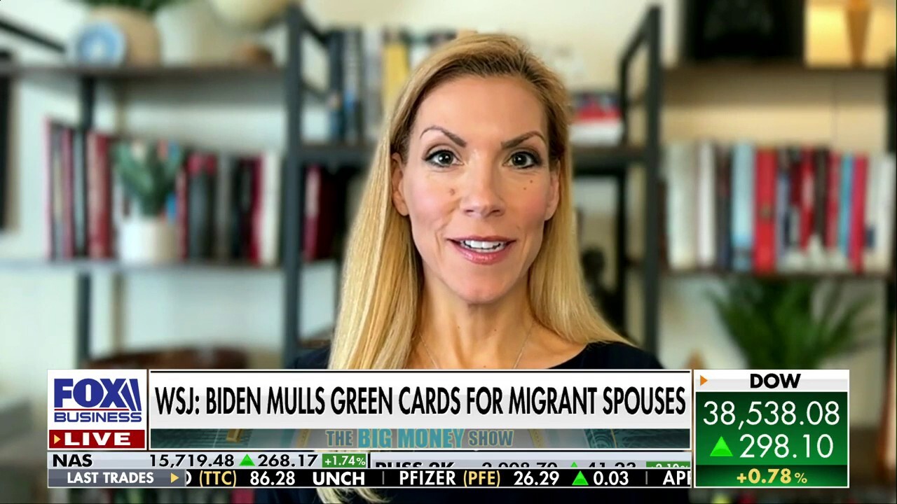 Biden mulling green cards for migrants is only ‘incentivizing’ more to come to US: Rep. Beth Van Duyne