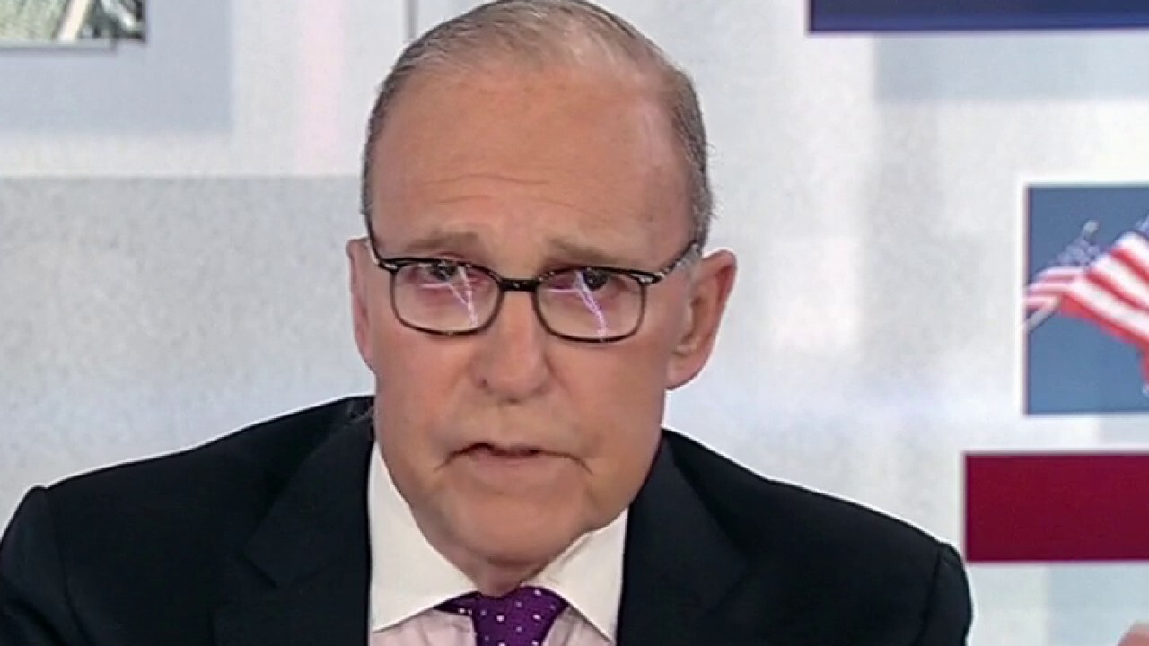 FOX Business host Larry Kudlow reacts to the mass exodus out of blue states on 'Kudlow.'