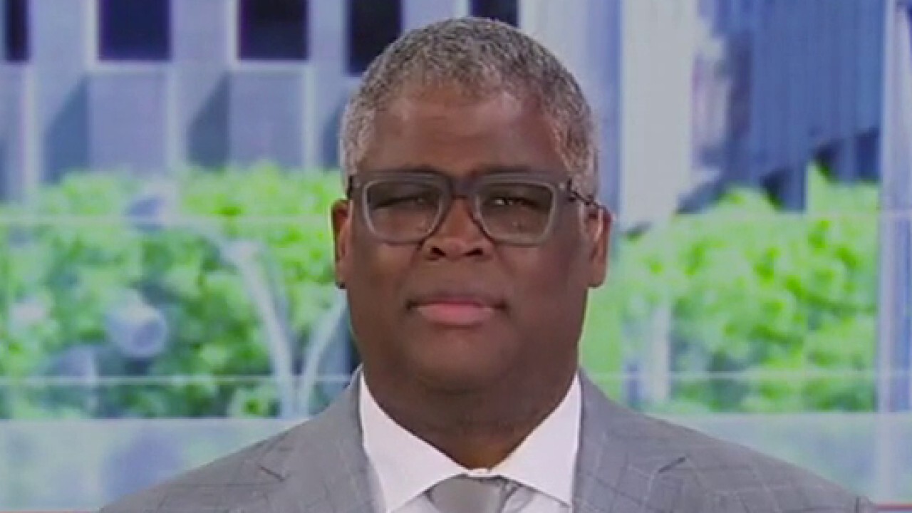  Charles Payne: Lots of stocks are oversold