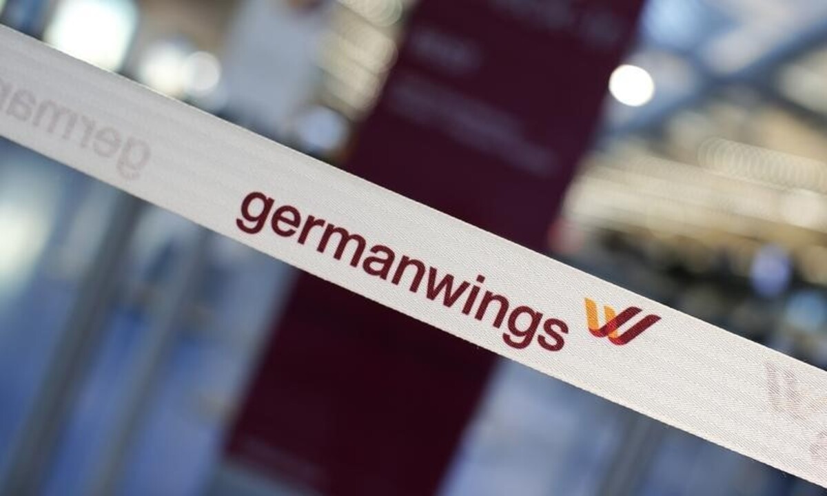 Lufthansa CEO: Pilot had long break in training