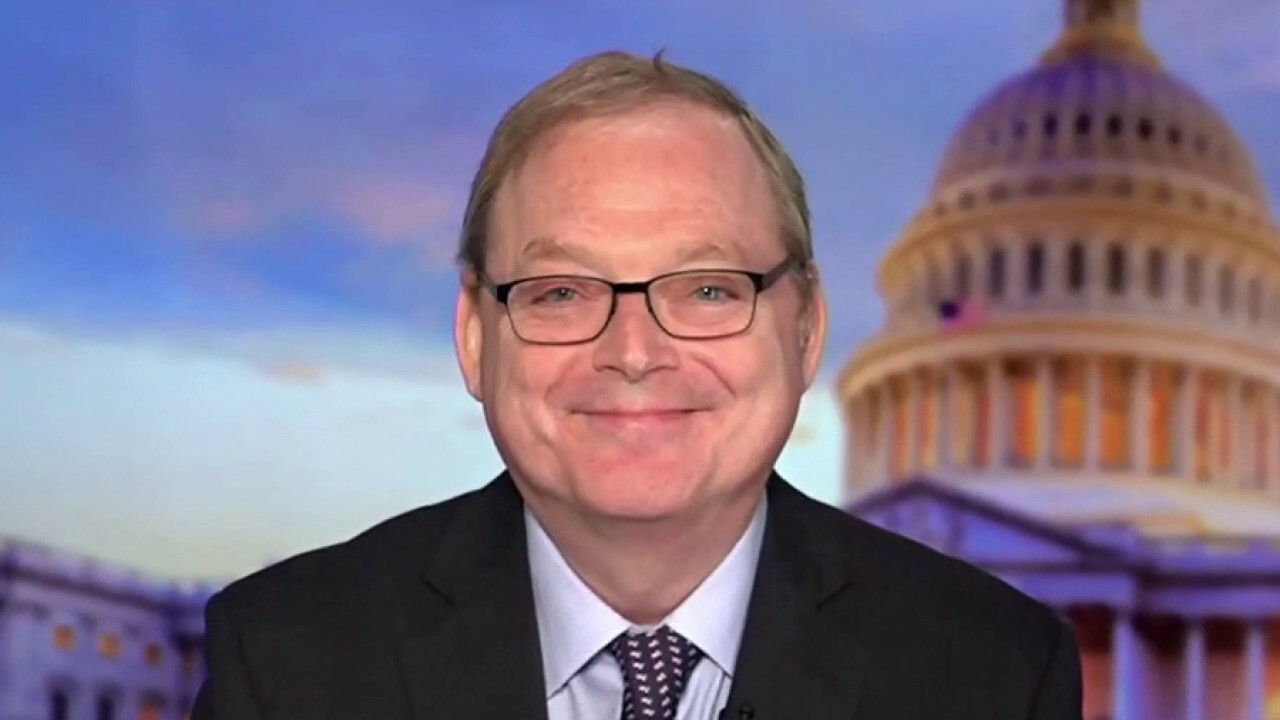 Former Chair, Council of Economic Advisers Kevin Hassett discusses the IRS postponing its tax rule on Venmo and PayPal payments over $600 and concerns of overreach on 'Kudlow.'