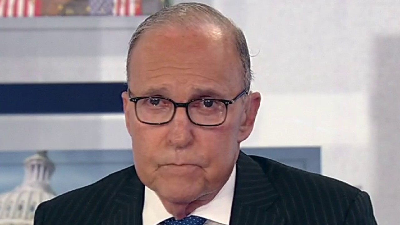 FOX Business host Larry Kudlow gives his take on the FBI's raid on former President Donald Trump's Mar-a-Lago home on "Kudlow."