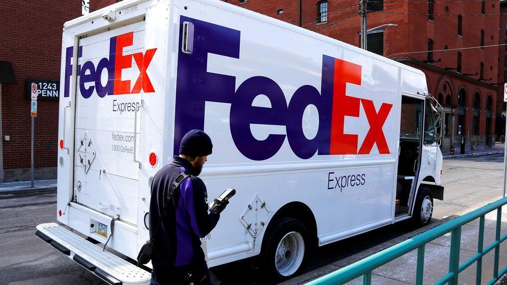 FedEx says GOP tax plan will boost economy