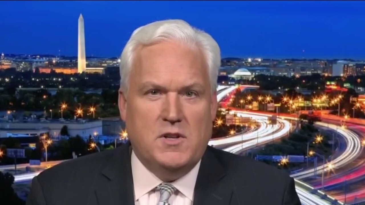 American Conservative Union chairman Matt Schlapp and Monica Crowley discuss Democrats clinging to the notion of racism in various areas on ‘Fox Business Tonight.’