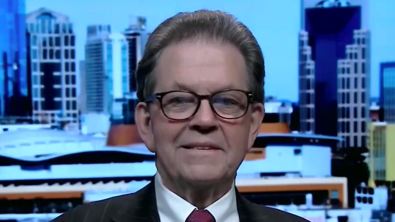 Former Reagan economist Art Laffer discusses inflation and the potential government shutdown as Democrats scramble to pass Biden's Build Back Better plan.
