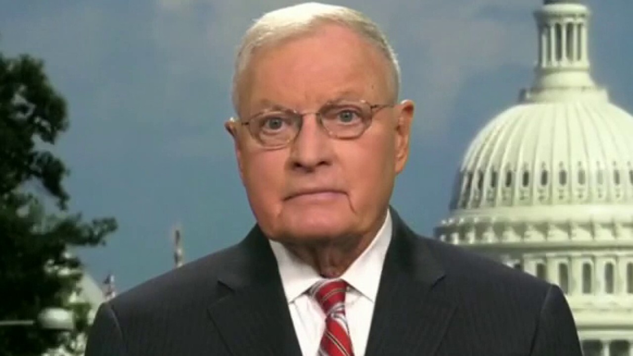 Lt. Gen. Keith Kellogg: Biden doesn't have a solution to end Russia-Ukraine war