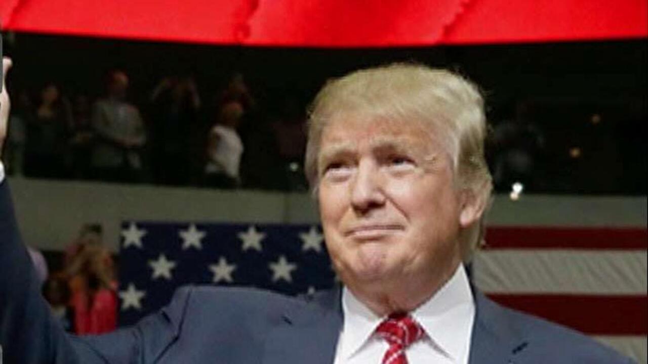 Trump pitches economic plan to Sanders supporters