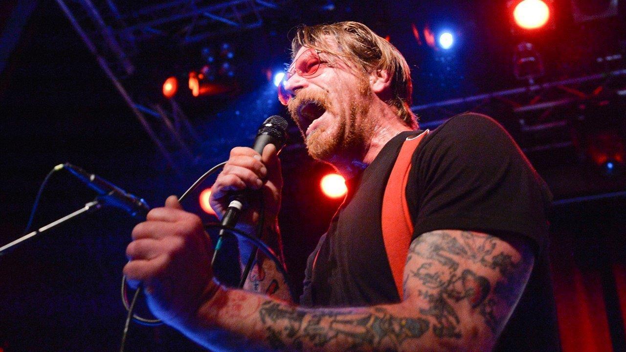 Jesse Hughes takes back wrongful accusations