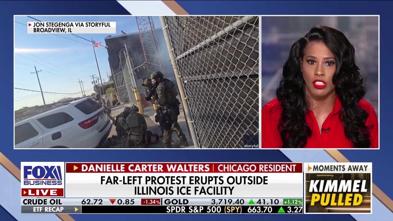 Chicago resident 'livid' over turmoil at ICE protest