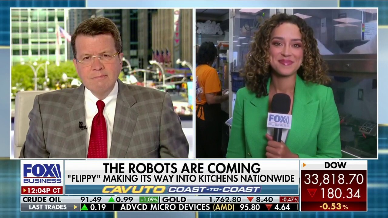 FOX Business correspondent Madison Alworth shares how kitchens are gearing up for the automated future with machines. 