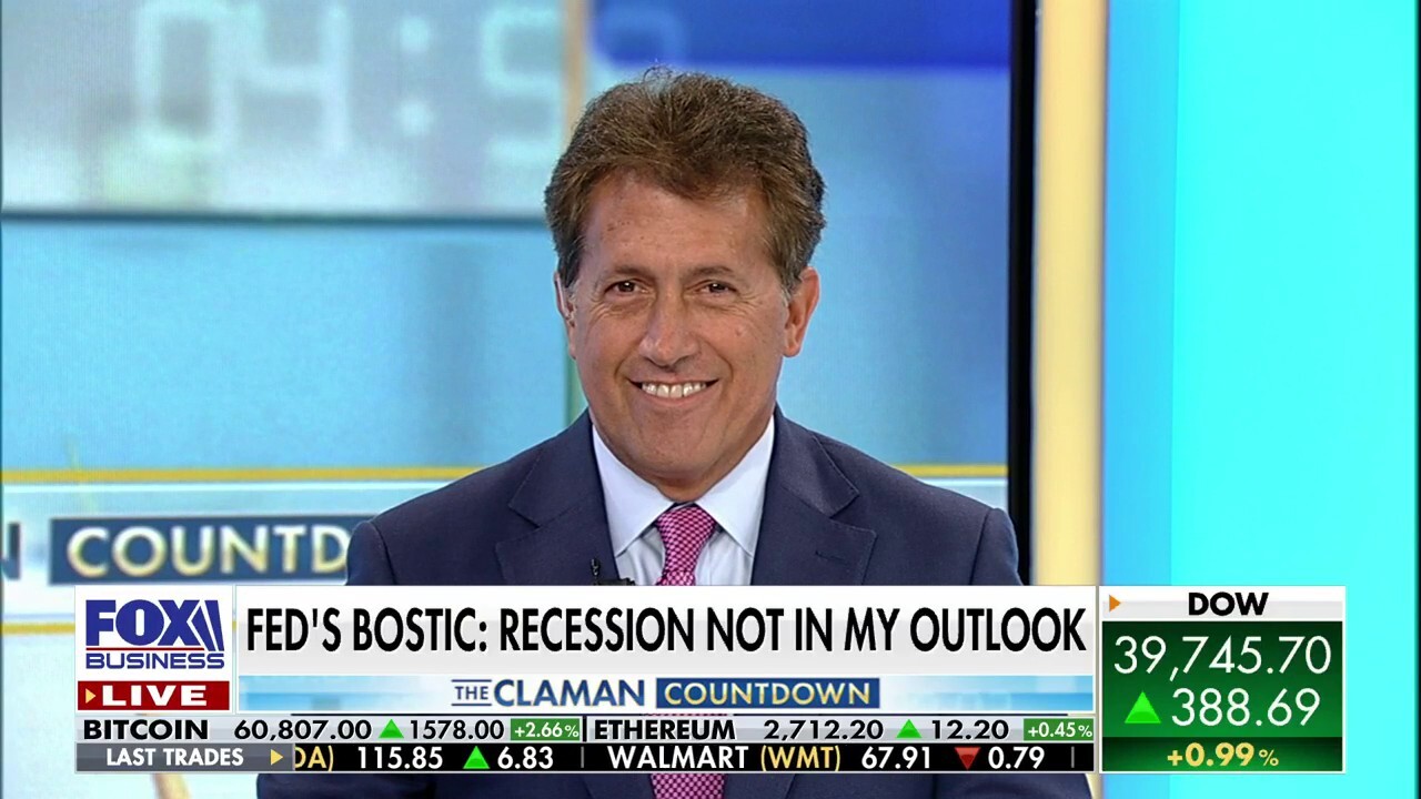 The economy is slowing enough that the investor should have confidence in the Fed: Tony Crescenzi