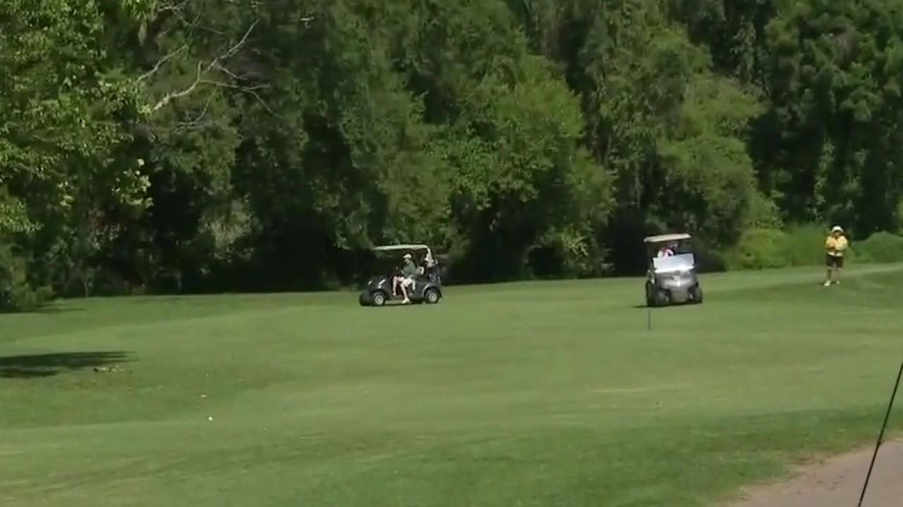 Golf courses seeing green amid coronavirus 