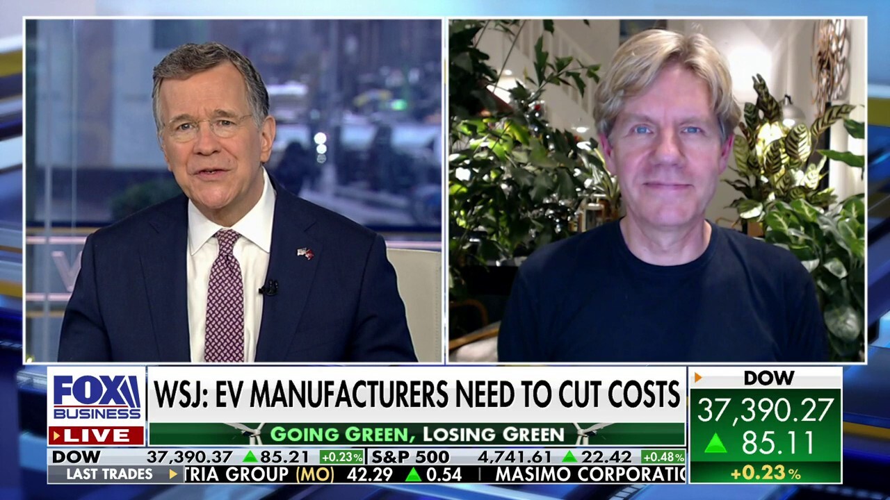 Copenhagen Consensus President Bjorn Lomborg discusses the electric vehicle push and the costly impact it will have on the U.S.