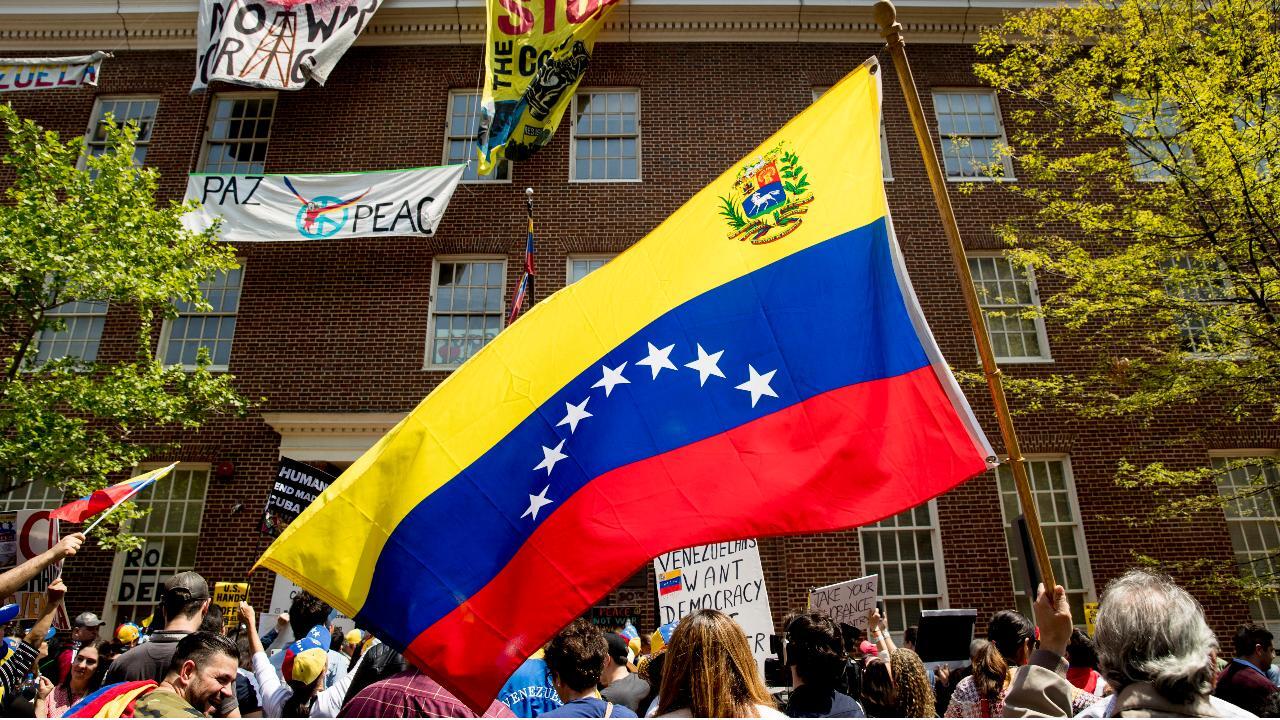 Mounting debate over US intervention in Venezuela