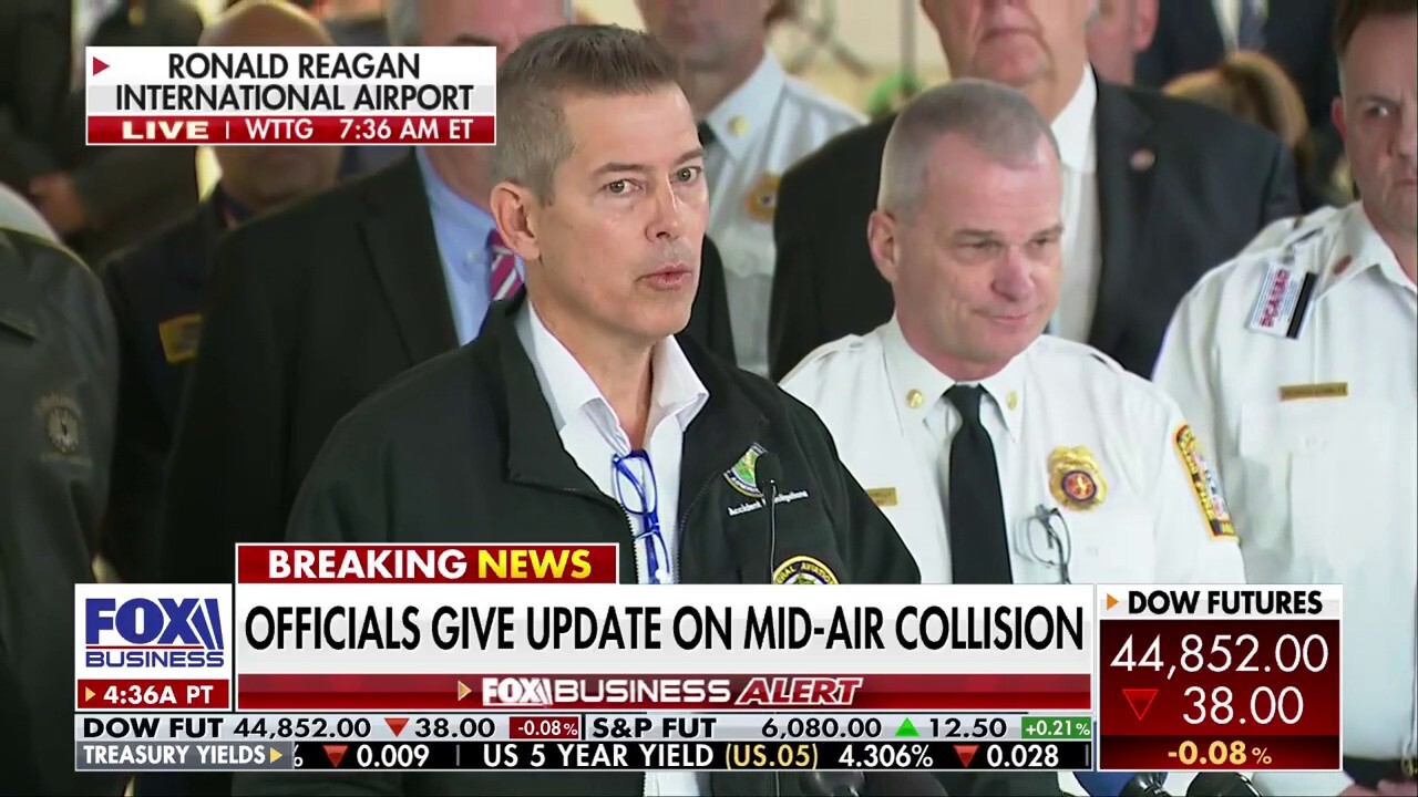 Transportation Secretary Sean Duffy provides details during an update on the midair collision between an American Airlines jet and an Army Helicopter.