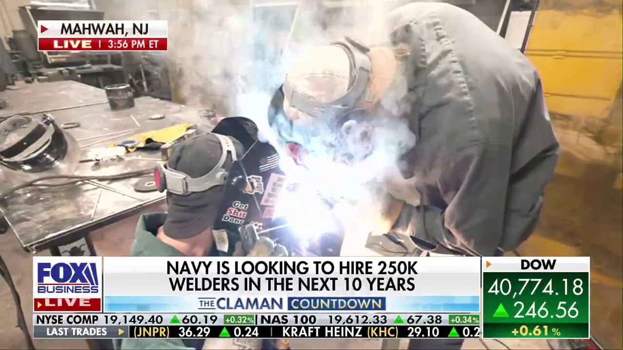 FOX Business correspondent Lauren Simonetti reports from the Lincoln Technical Institute to discuss the future of trade jobs in the U.S. on ‘The Claman Countdown.’ 