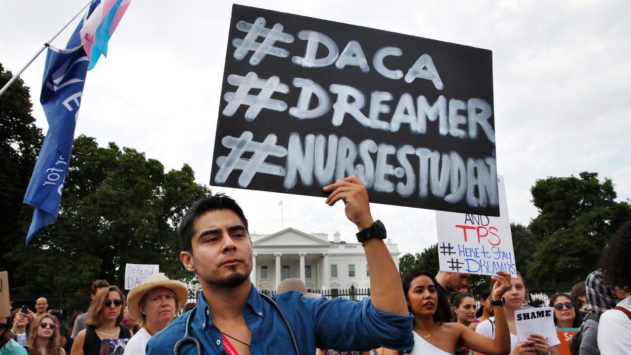 Trump ends DACA program, leaves it to Congress to act