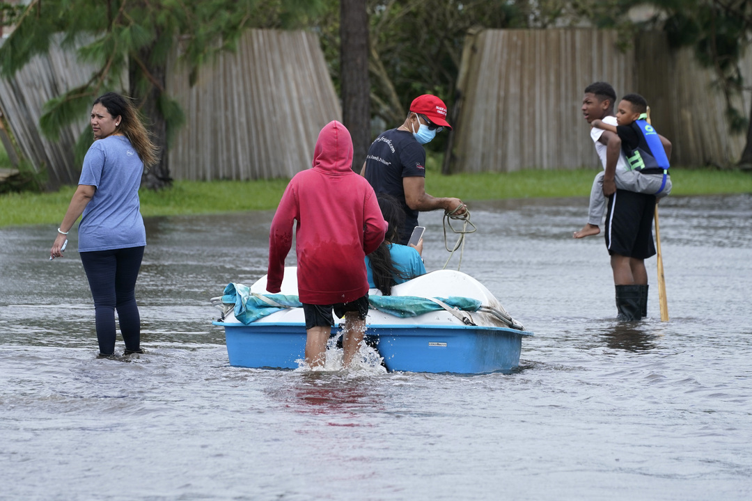 Mississippi Gov. Tate Reeves on 'challenging' Hurricane Ida recovery efforts 