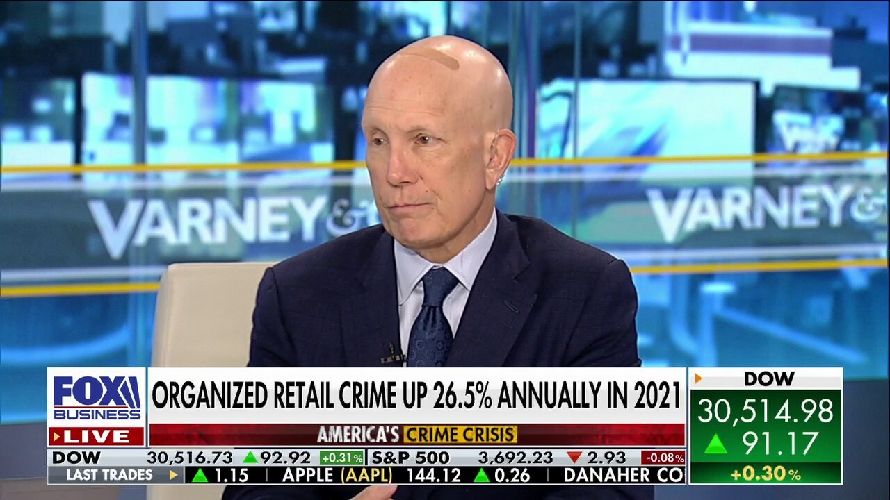 National Retail Federation President Matt Shay reacts to the report that organized retail crime was up by 26.5% annually in 2021 on ‘Varney & Co.’ 