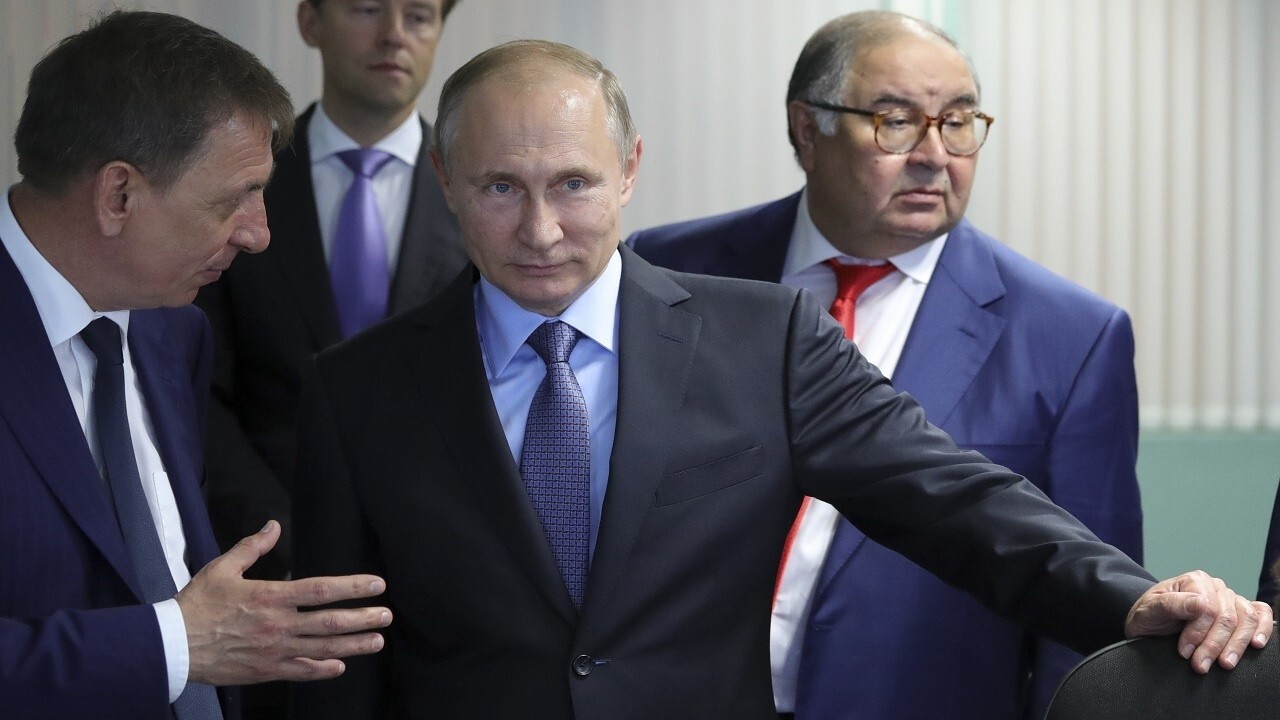 Do Russian oligarchs have the power to make Putin do something different?