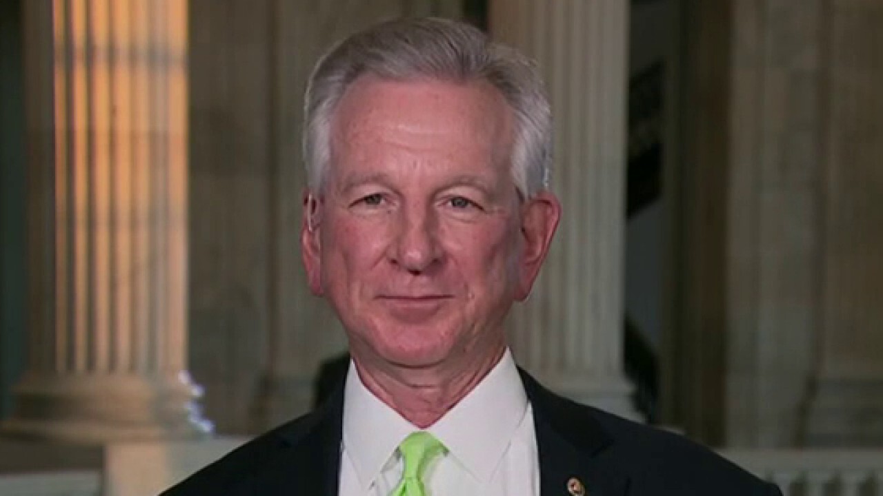 Tommy Tuberville on regulating cryptocurrency: 'We don't need crypto exchanges moving to other countries'