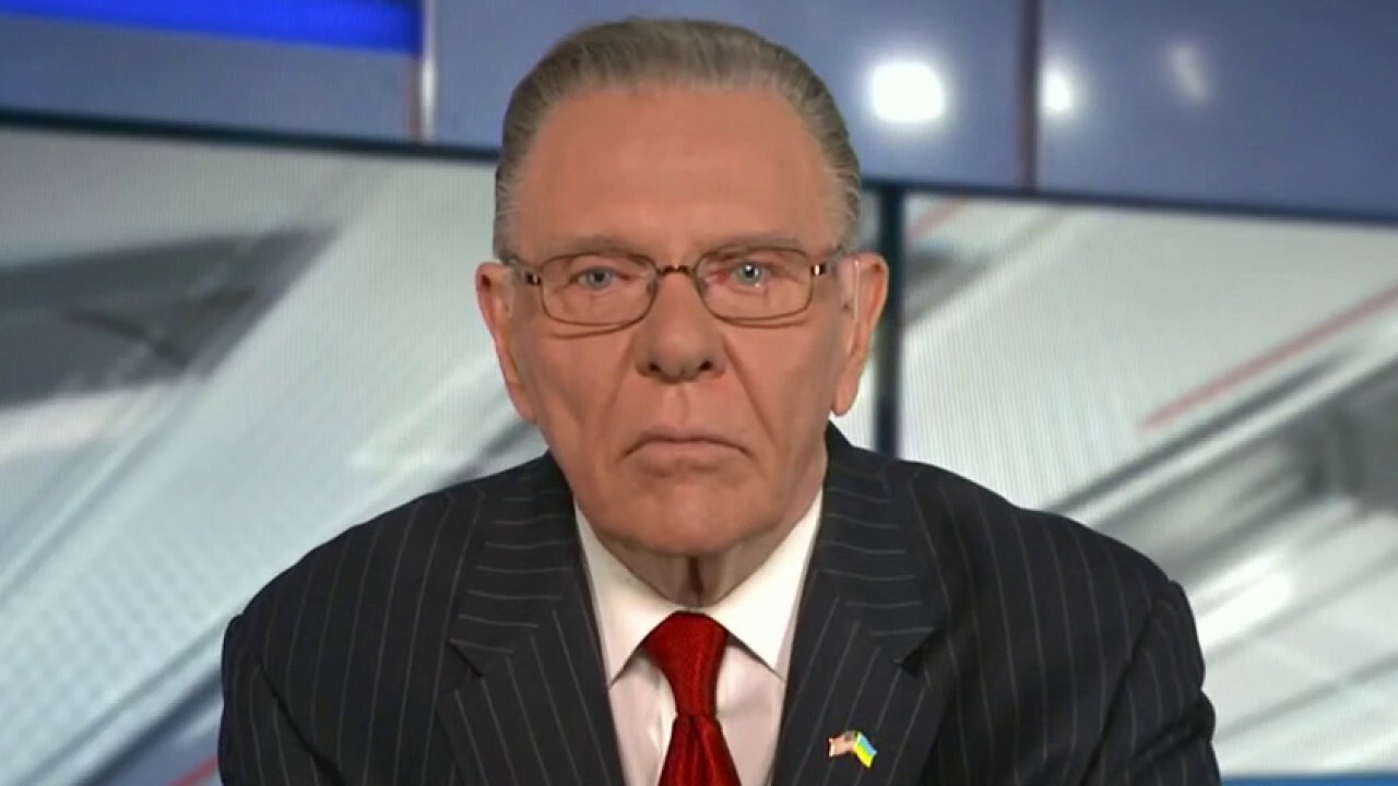 Gen. Jack Keane on Russia-Ukraine war: Putin is taking political risk