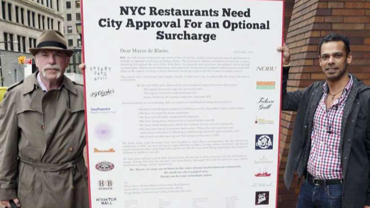 NYC restaurant group proposes diner surcharges 