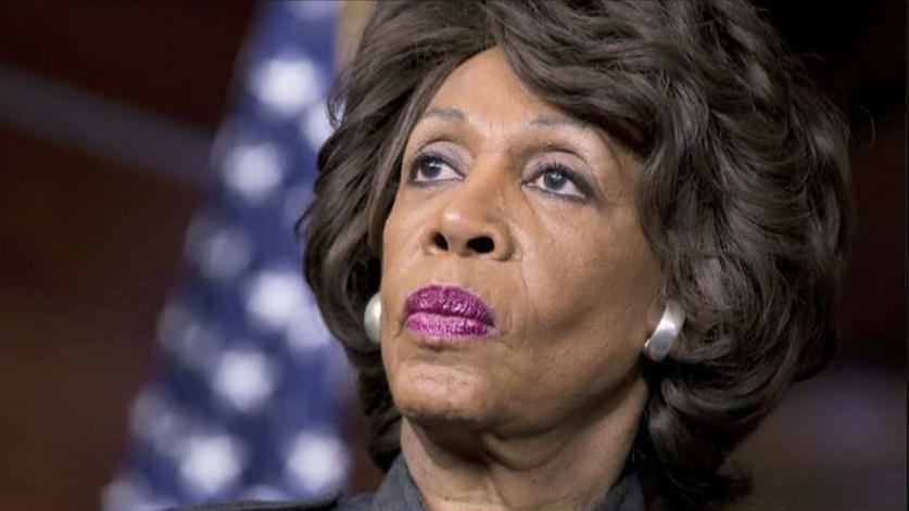 Rep. Maxine Waters acts like the crazy aunt: Pastor Darrell Scott