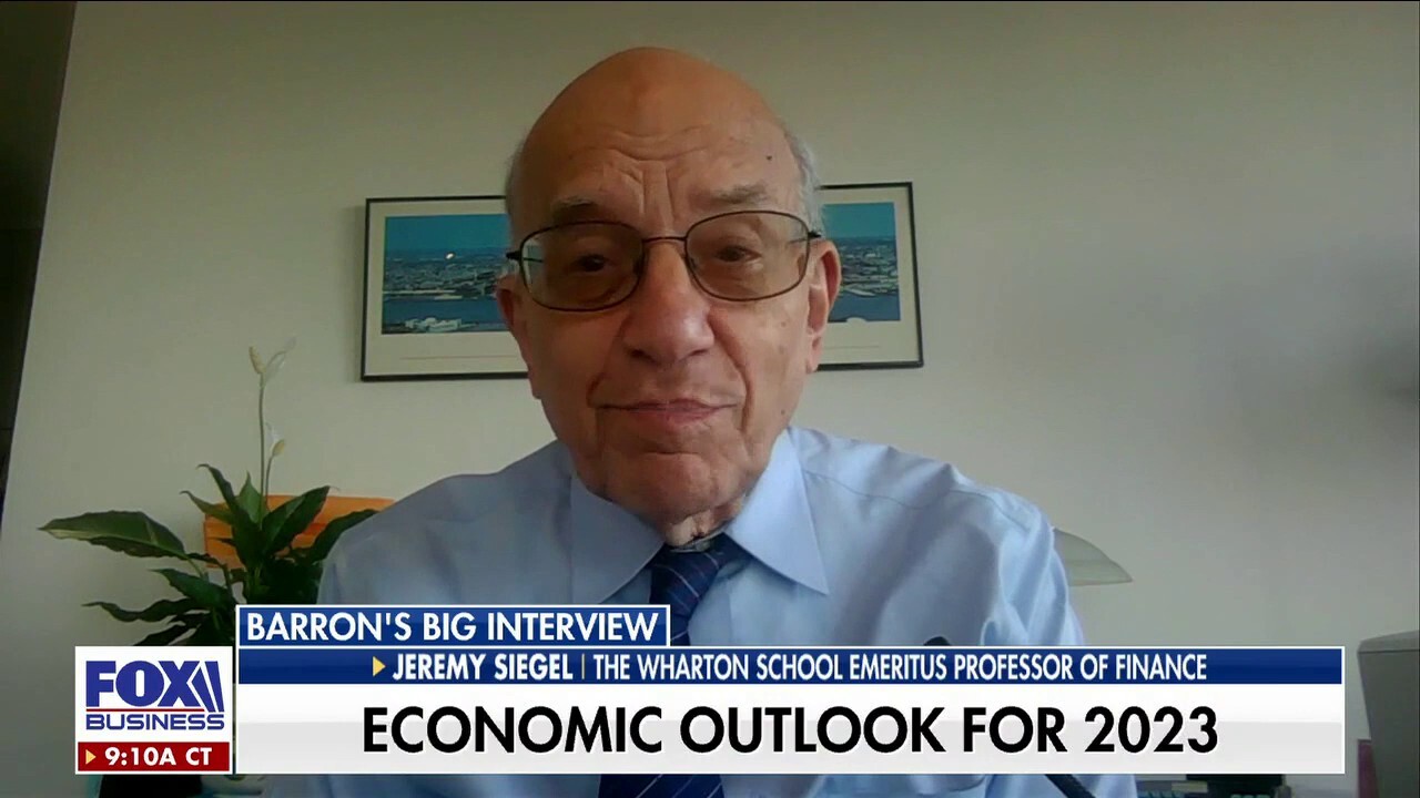 The Wharton School emeritus professor of finance Jeremy Siegel joins 'Barron's Roundtable' to provide his outlook for the economy and markets, and discusses the Federal Reserve's handling of inflation, rate hikes, wages, and the job market.