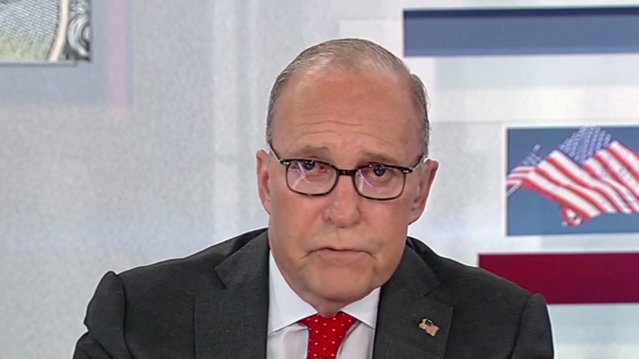 FOX Business host Larry Kudlow urges Americans and the Republican Party to support Georgia Senate candidate Herschel Walker in the December runoff on 'Kudlow.'