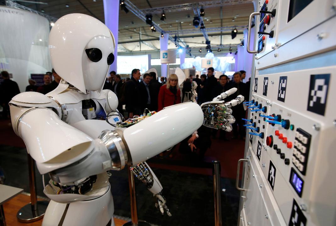 Will robots kill U.S. jobs sooner rather than later?