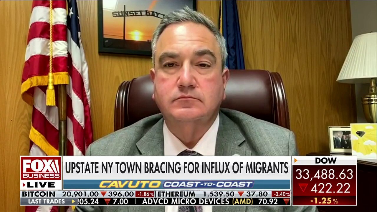 Colombian migrants 'overwhelming' tiny upstate New York towns: Sen. George Borrello