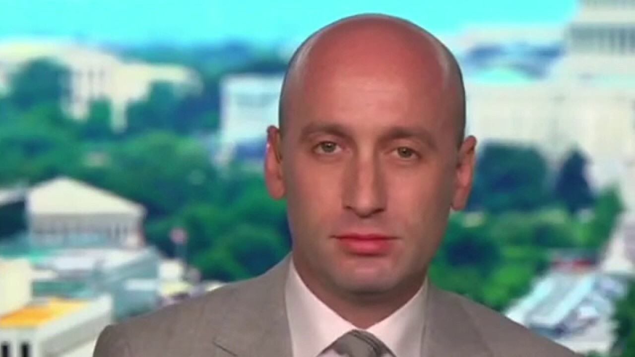 Stephen Miller: Martha's Vineyard called on the military to deport 50 ...