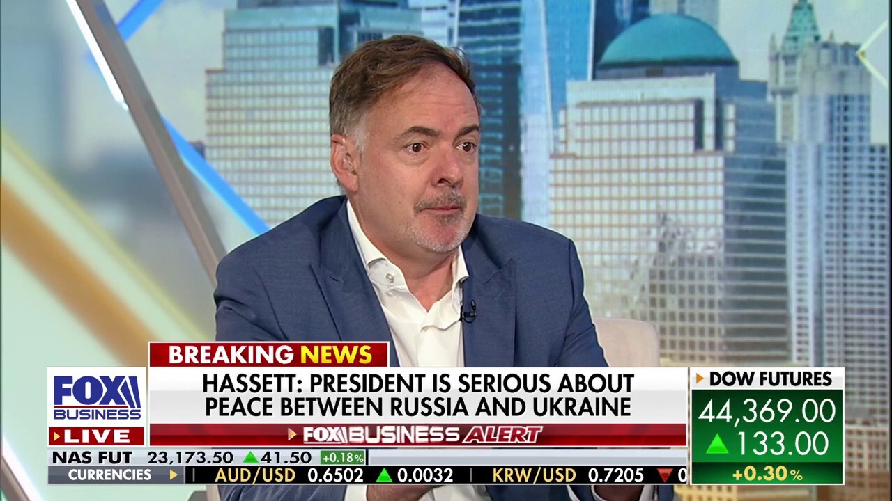 New York Times bestselling author Larry McDonald discusses whether President Donald Trump's trade and tariff strategy is becoming clearer to critics on 'Morning with Maria.'