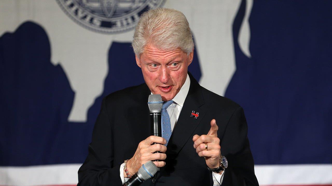 Should Bill Clinton apologize to protestors?