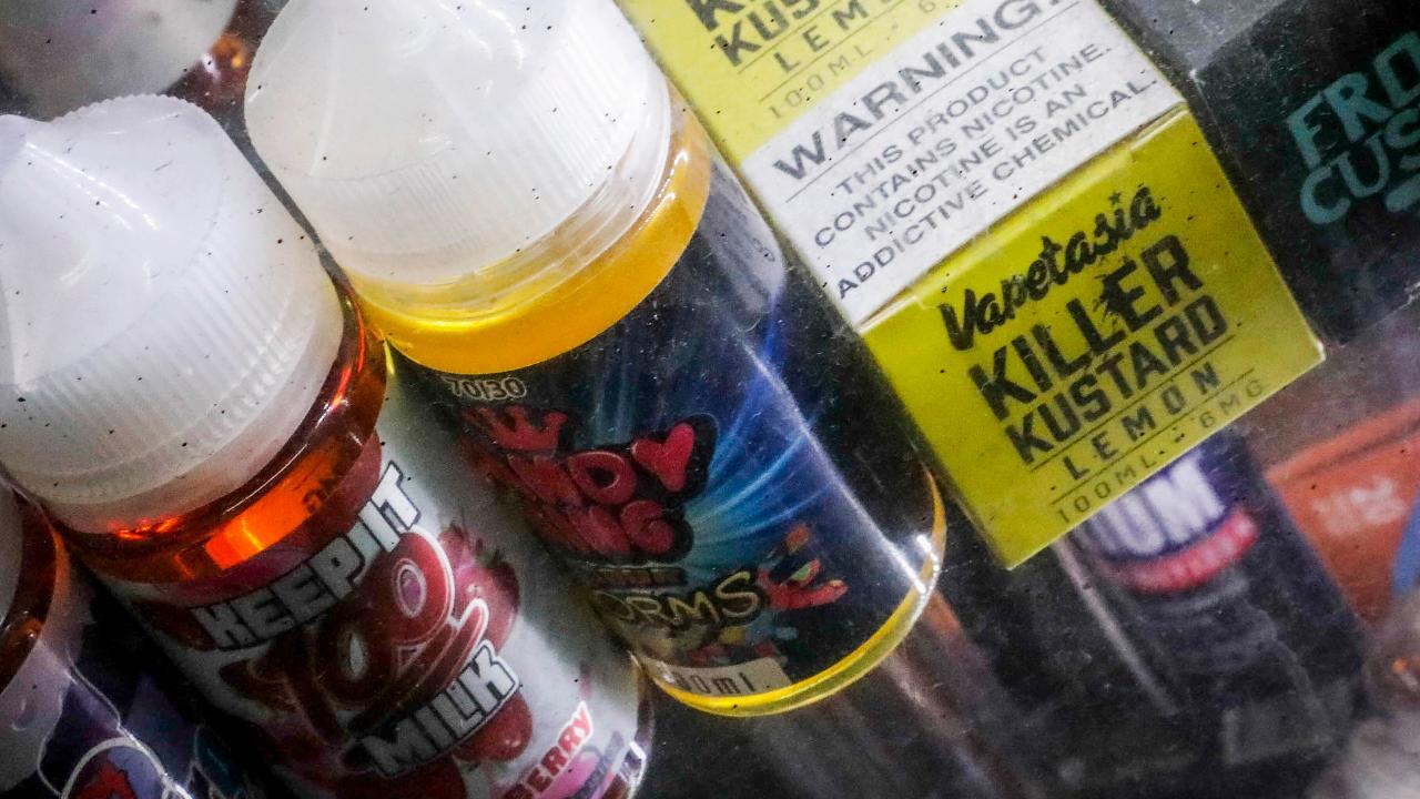 FDA bans fruit, mint flavored e-cigarette cartridges