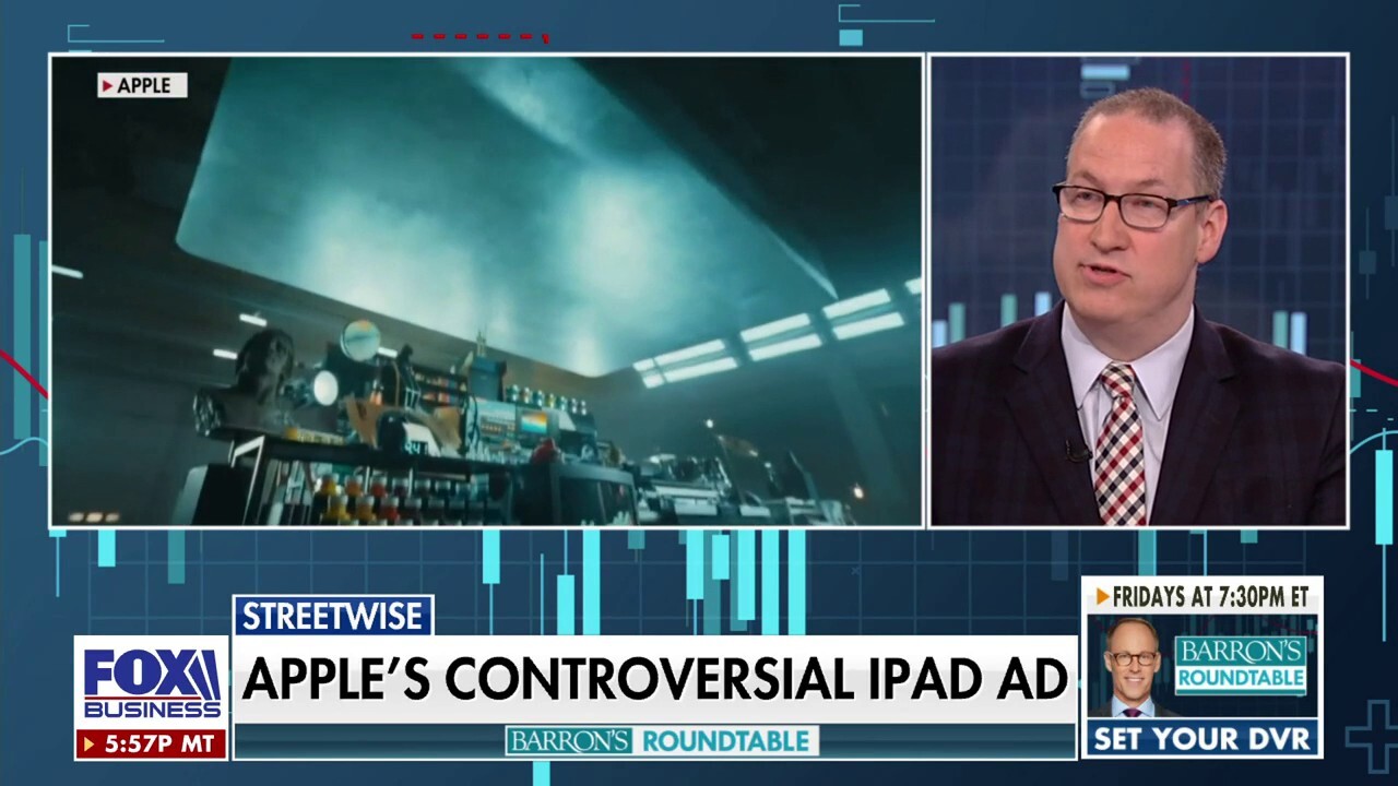 Jack Otter and the ‘Barron’s Roundtable’ panel discuss Apple’s controversial new iPad ad.