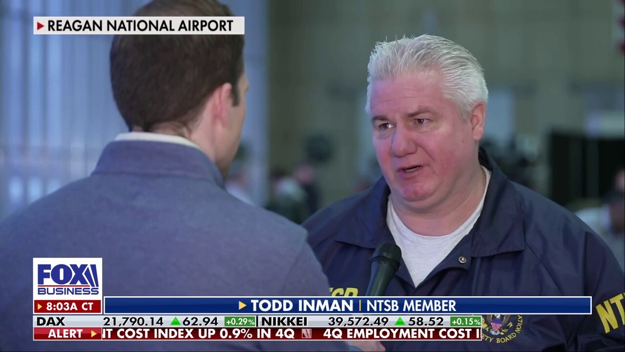 FOX Business' Grady Trimble speaks with National Transportation Safety Board member Todd Inman about the ongoing investigation to discover the cause of the tragic Washington, D.C., plane crash.