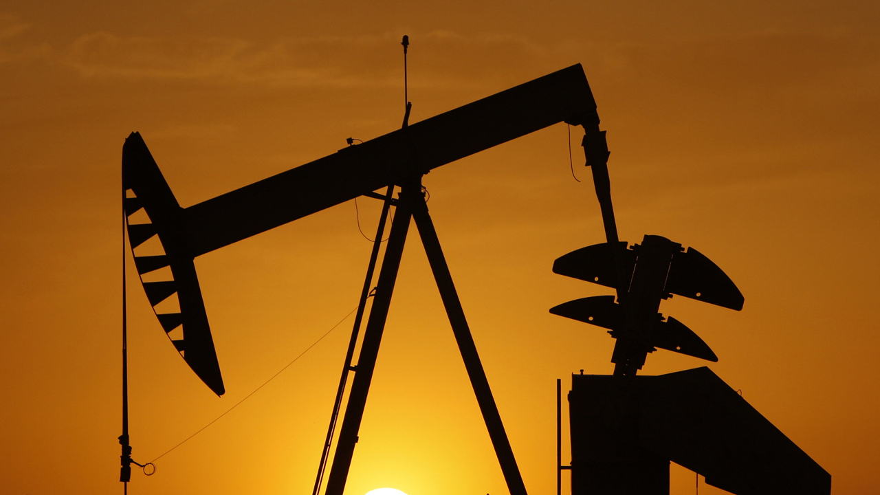 Saudi Arabia at risk of losing oil market share?