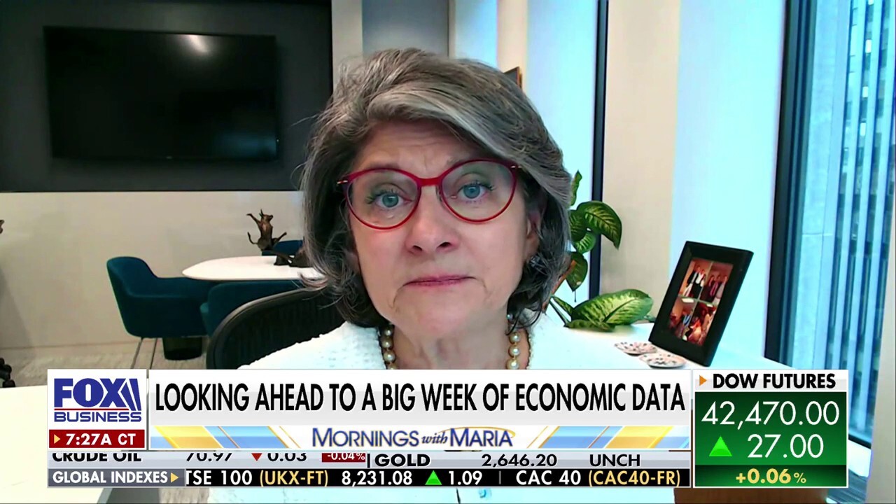 Powell is worried about the labor market: Nancy Lazar