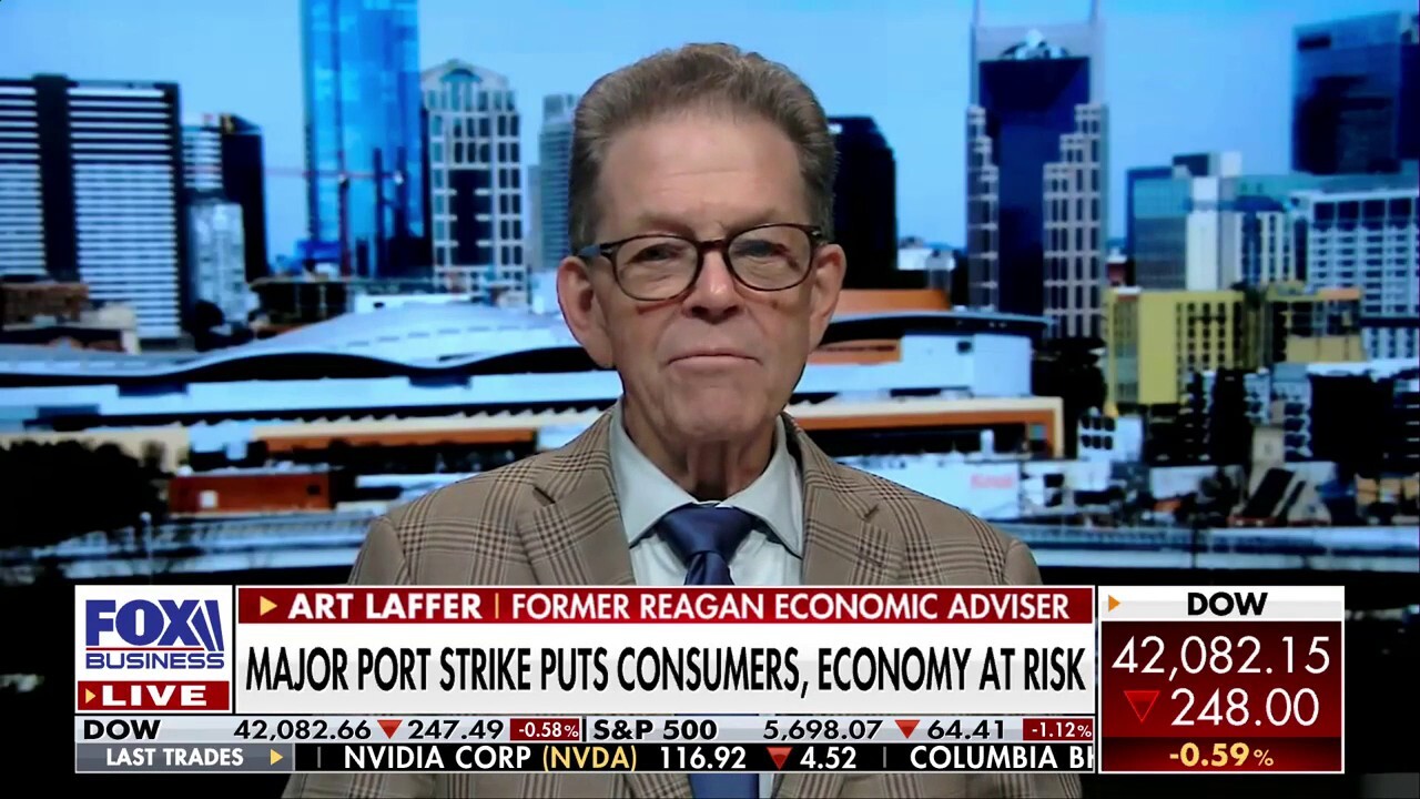 Former Reagan economic adviser Art Laffer says port workers are misinformed as they dismiss automation amid ongoing strike.