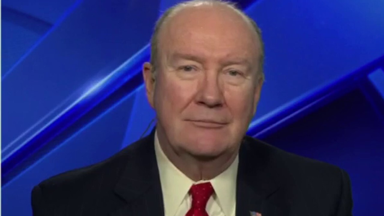 Former assistant U.S. attorney Andy McCarthy weighs in on the possible connection between the Trump Mar-a-Lago raid and the Jan. 6 investigation on "Kudlow."