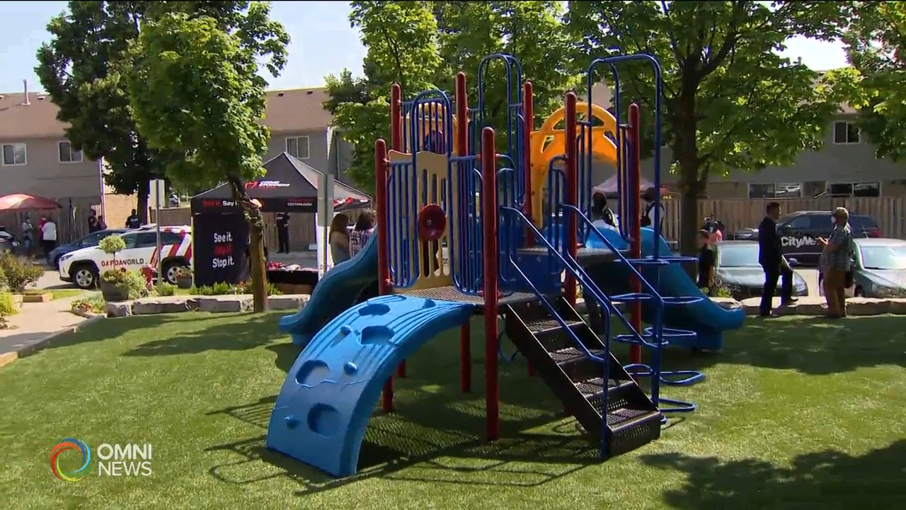 Alton Towers遊樂場翻新揭幕禮-- Aug 05, 2021 (ON)