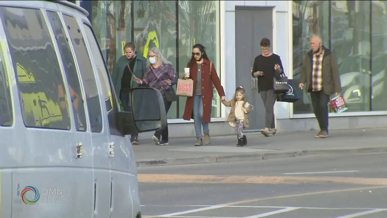 Newcomers sa Canada, lumala ang financial stress ngayong kapaskuhan: survey