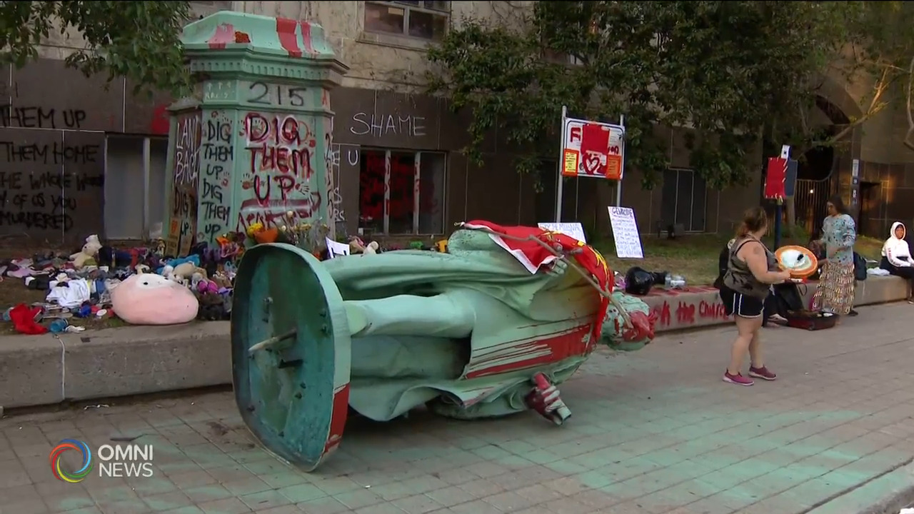 大學校園內懷雅遜雕塑被示威者推倒  -- Jun 07, 2021 (ON)