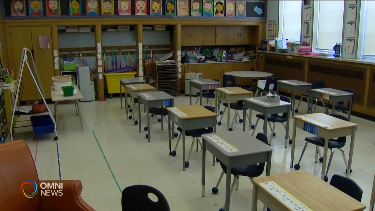 反对党批评省府迟不公布开学计画－ Jul 29, 2021 (ON)