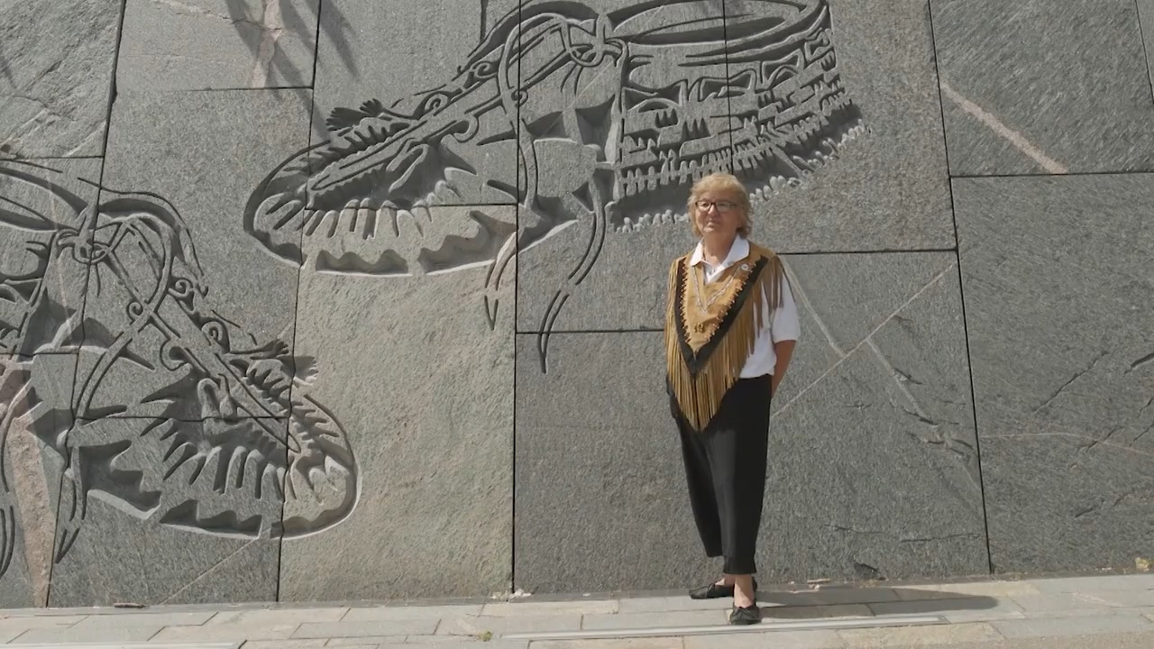 The Moccasin Identifier Project teaches Canadian youth about Indigenous communities | OMNI News Hindi