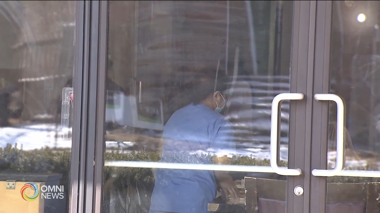 醫護人員工會批評省府 缺乏解決醫療人力不足的計畫 -- Aug 17, 2021 (ON)