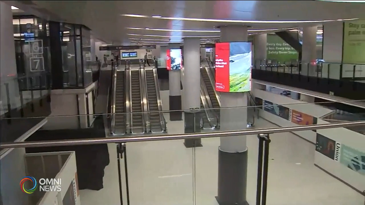 多倫多聯合車站翻新工程終於完工 -- Jul 27, 2021 (ON)